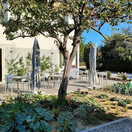 Country Al Gallo Одерцо