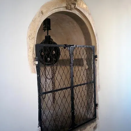 Country Al Gallo فندق أوديرزو