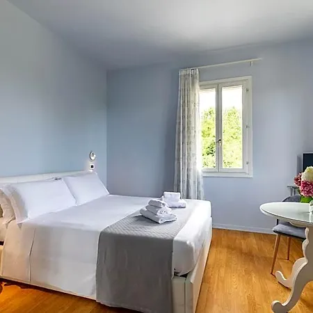 Country Al Gallo Hotel 3*